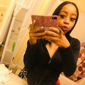 Meet your Posher, Isha